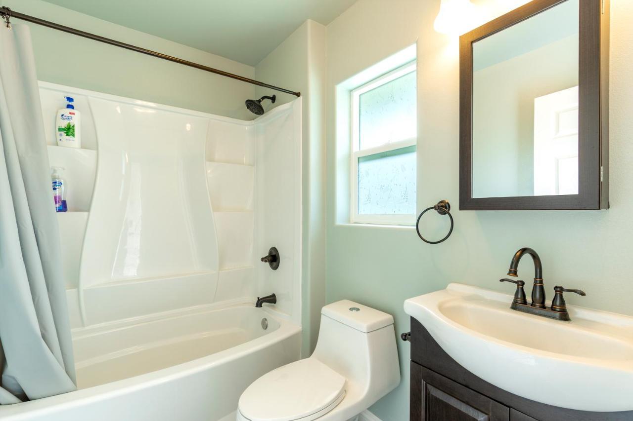 Ocean Breeze Inn Keaau Ngoại thất bức ảnh